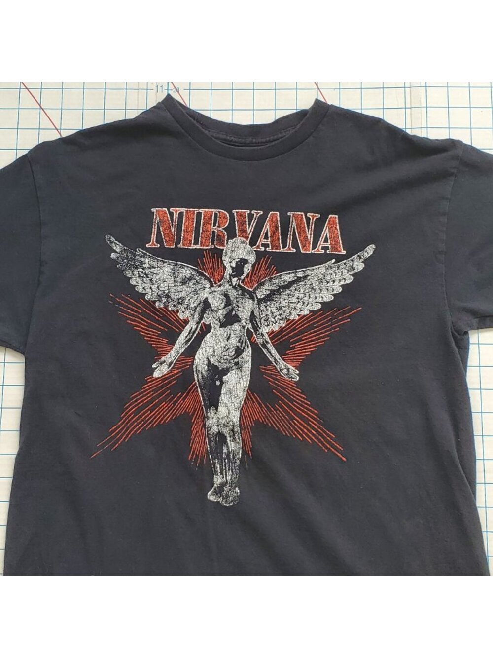 Nirvana Men's Size Large Rock T-Shirt Black Angel